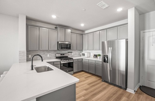 Sherman Casa | A Modern Townhome Retreat in Sherman — It’s Pure Paradise!