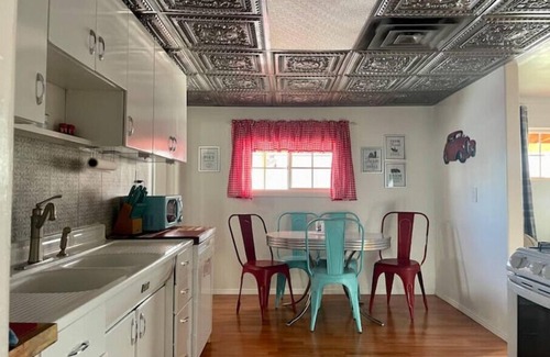 De Beque Apartamento | A Moment In-Time Cottage