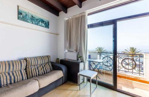 Caleta de Velez Apartamento | A&N Seaport 3A