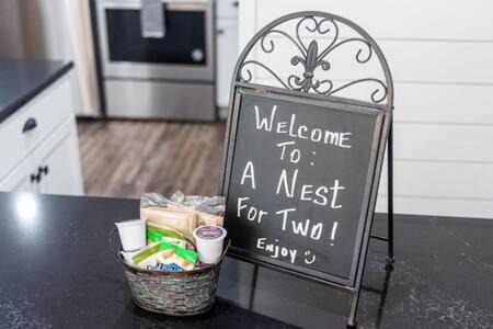 Fredericksburg Casa | A Nest For Two, Bathhouse, Firepit, Sleeps 2