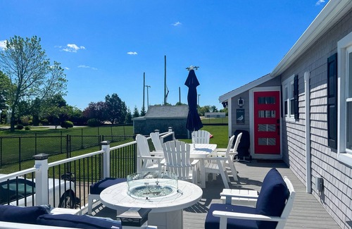 Bliss Corner Cabaña | A New England coastal cottage with a little taste of Texas - dog friendly