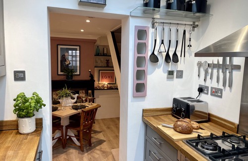 New Forest District Cabaña | A New Forest Gem with Garden - Lyndhurst