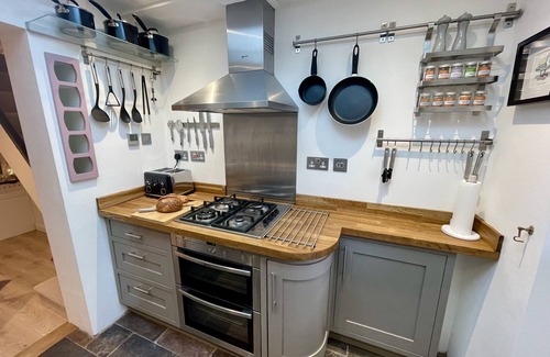 New Forest District Cabaña | A New Forest Gem with Garden - Lyndhurst
