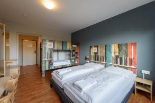 Hohenschoenhausen Hostal | a&o Berlin Kolumbus