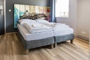 Mestre Hostal | a&o Hostel Venezia Mestre