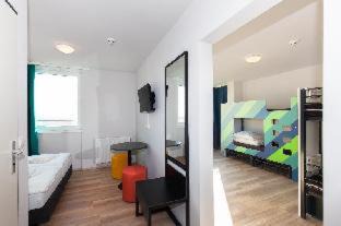 Strasnice Hostal | a&o Prague Rhea