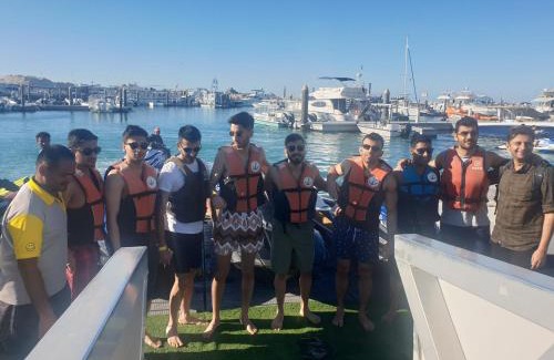 Jumeira 3 Alquiler De Eote | A one sports jetski rental