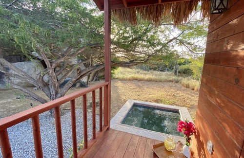 Santa Cruz Casa | A peaceful country retreat surrounded by nature.