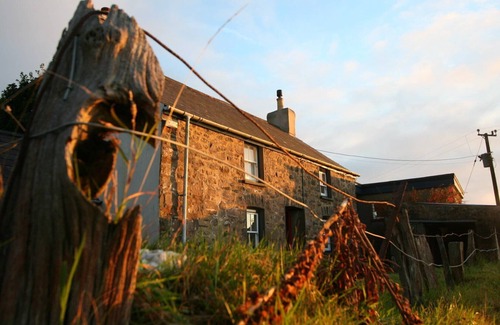 Newport Cabaña | A peaceful retreat in the Pembrokeshire Coast National Park