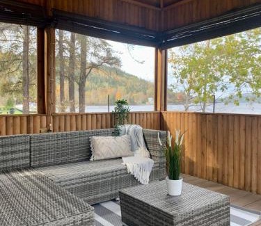 Degelis Casa | A Peaceful Waterfront Escape - La Perle du Lac