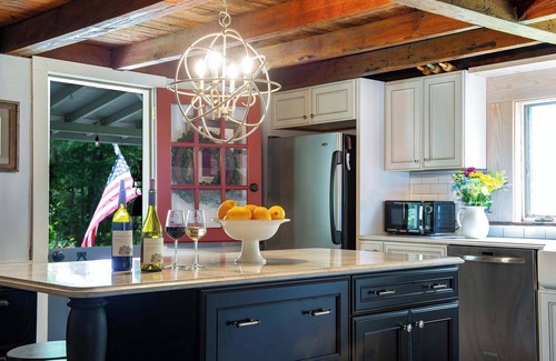 Rowland Casa | A perfect couples fall getaway