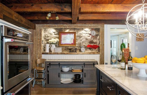 Rowland Casa | A perfect couples fall getaway