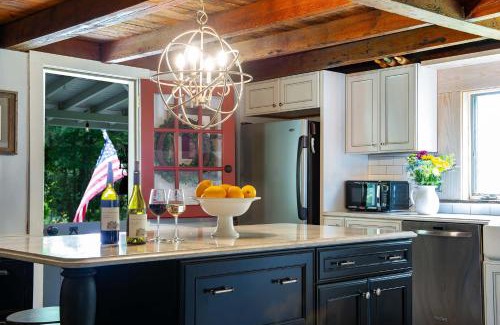 Rowland Casa | A perfect couples fall getaway