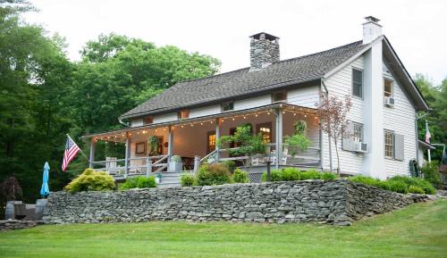 Rowland Casa | A perfect couples fall getaway
