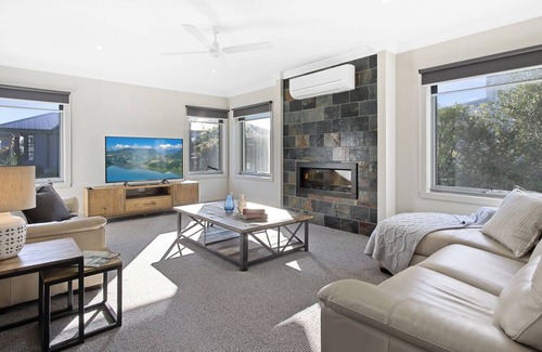 Metung Casa | A perfect haven for relaxation and rejuvenation near by Metung Hot Springs