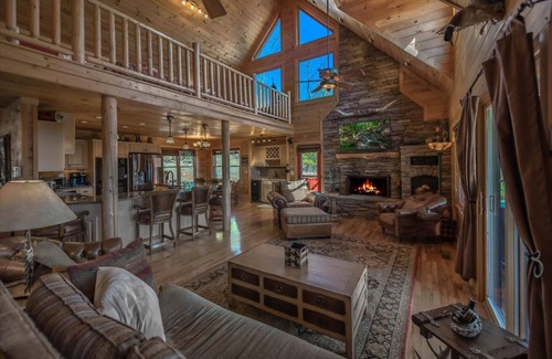 Ellijay Cabina | A perfect mountain view getaway