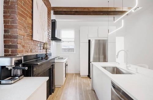 South Side Casa | A Perfect South Side Getaway