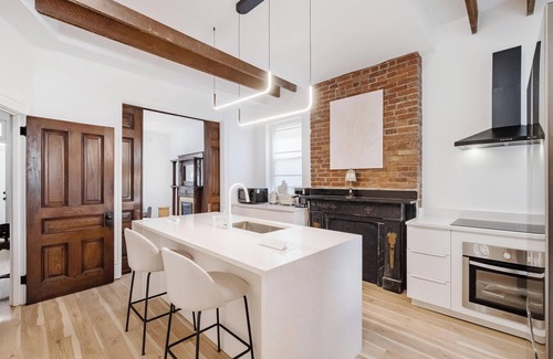 South Side Casa | A Perfect South Side Getaway