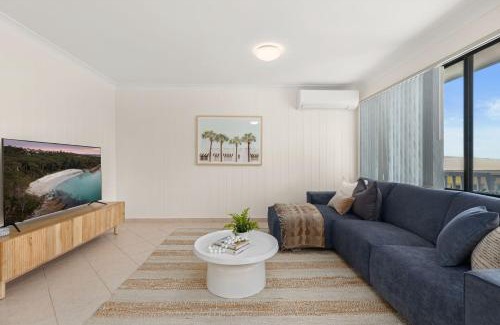 Vincentia Casa | A Pets Paradise by Experience Jervis Bay