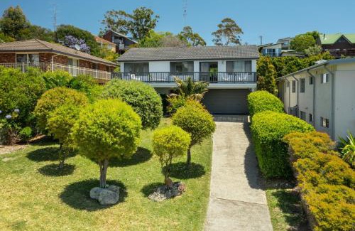 Vincentia Casa | A Pets Paradise by Experience Jervis Bay