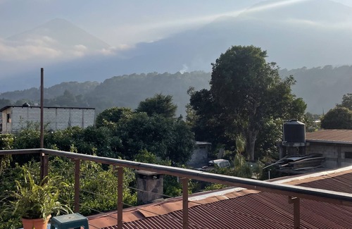 San Lucas Toliman Casa | Una casa de campo en el corazón del pueblo