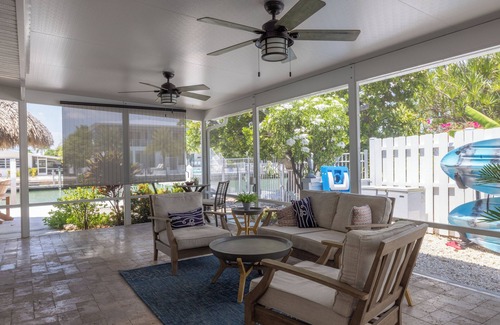 Key Colony Beach Casa | A piece of paradise! Adorable 2 bedroom, 2 bathroom canal front half duplex