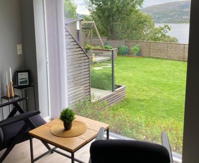Tromso Apartamento | A place for Aurora in wintertime and midnight sun in summer-time!