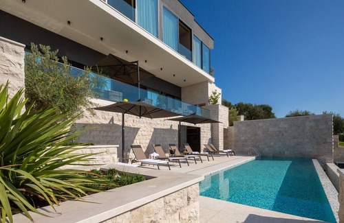 Orasac Casa | A place to relax 5- min from beautiful beaches of Croatia