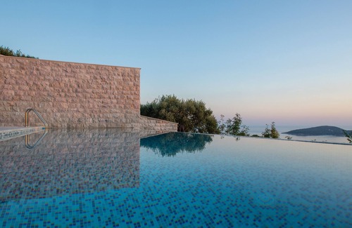 Orasac Casa | A place to relax 5- min from beautiful beaches of Croatia