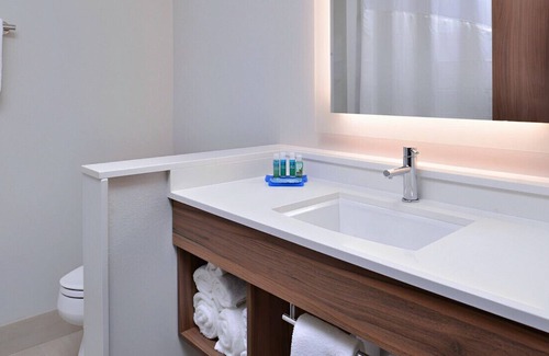 Marshalltown Casa | A Pleasant and Memorable Staycation for Groups