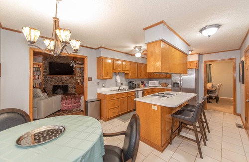 River Mountain Casa | A Pleasant Home For Your Living Pleasure
