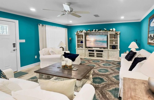 Crystal Beach Casa | A Pompano Inn by Destin Getaways