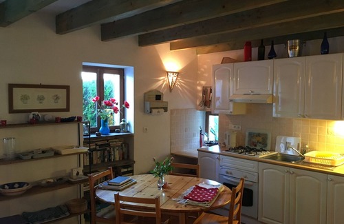 Chenac-Saint-Seurin-d'Uzet Cabaña | A pretty cottage with pool and lovely garden in a village close to sea .