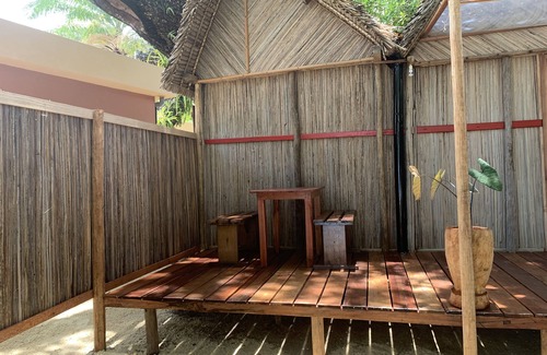 Nosy Boraha Casa | Una bonita cabaña al borde de una laguna.