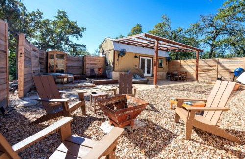 Wimberley Casa | A+ Privacy | Romantic Lux | Sauna | Hot/Cold Pool in Texas