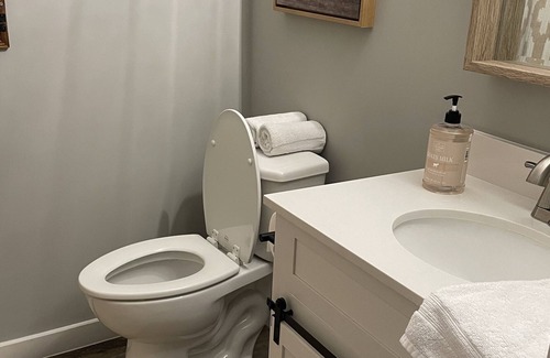 Harrison Apartamento | A Private Guest Suite To Enjoy and Relax In