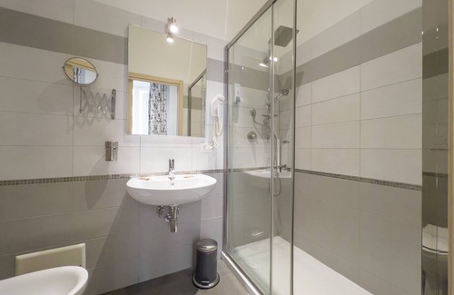 Esquilino Apartamento | A private little hotel in the center of Rome with the subway 70 meters away