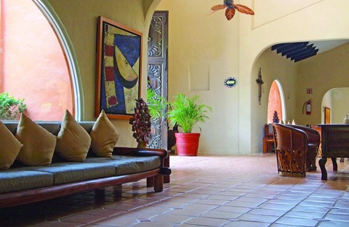 Almacén Complejo | Una península privada en la bahía de Zihuatanejo!