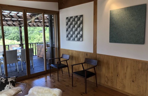 Takayama Casa | A private, wood-filled vacation villa nestled in the forests of Hida Takayama.