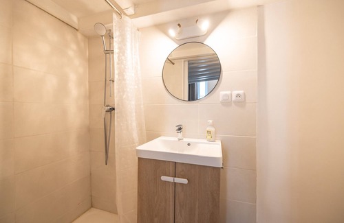 Saint - Michel Apartamento | A quiet cocoon in the heart of Toulouse - Welkeys