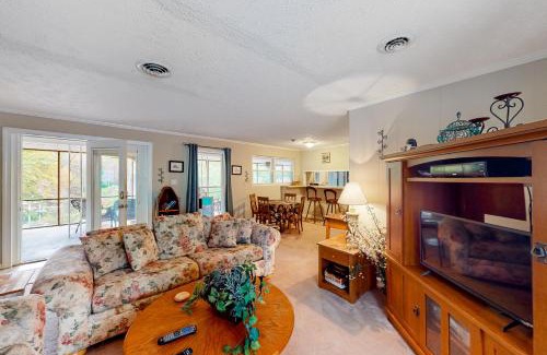 Moneta Casa | A Quiet Cove