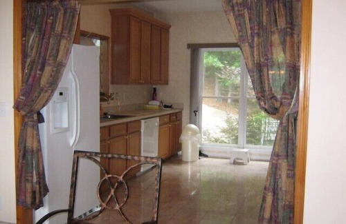 Waleska Casa | Un refugio frente al lago tranquilo, ideal para familias y amigos. La mejor vista en el lago!