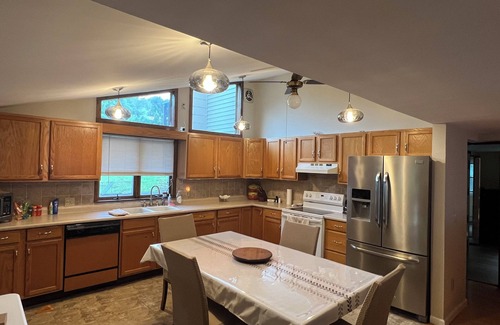 Mount Marion Casa | ‘A Quiet Place’ 3-bedrm house. Mid-Hudson Valley.