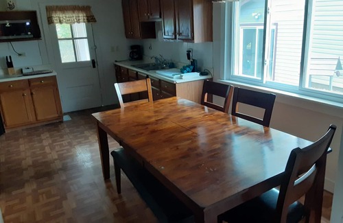 Stony Creek Casa | Una casa privada tranquila con todas sus necesidades satisfechas todo el año.