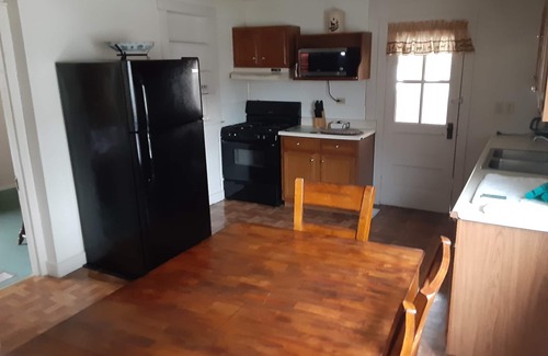 Stony Creek Casa | Una casa privada tranquila con todas sus necesidades satisfechas todo el año.