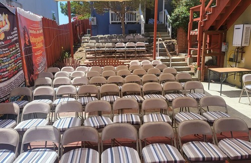 Eagle Rock Apartamento | A quiet, super comfortable boho retreat in artist-friendly Eagle Rock.