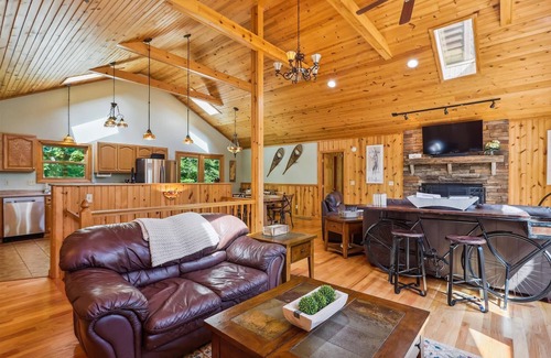 Canaan Heights Casa | A Rare Mountaintop Retreat That Truly Has It All