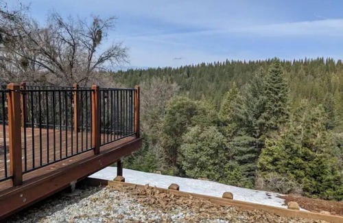 Croft Casa | A rejuvenating cabin in the woods