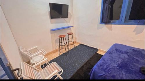 Tuban Casa | A Room in Santorini House Room Near Airport Bali