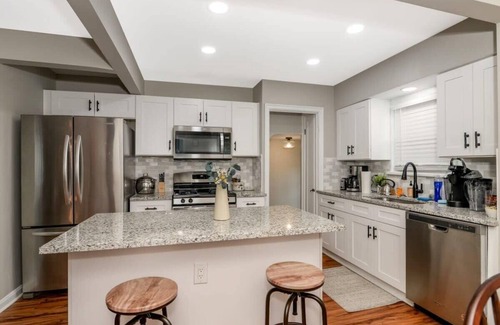 Independence Casa | A Scenic 3BR Retreat for Nature Lovers